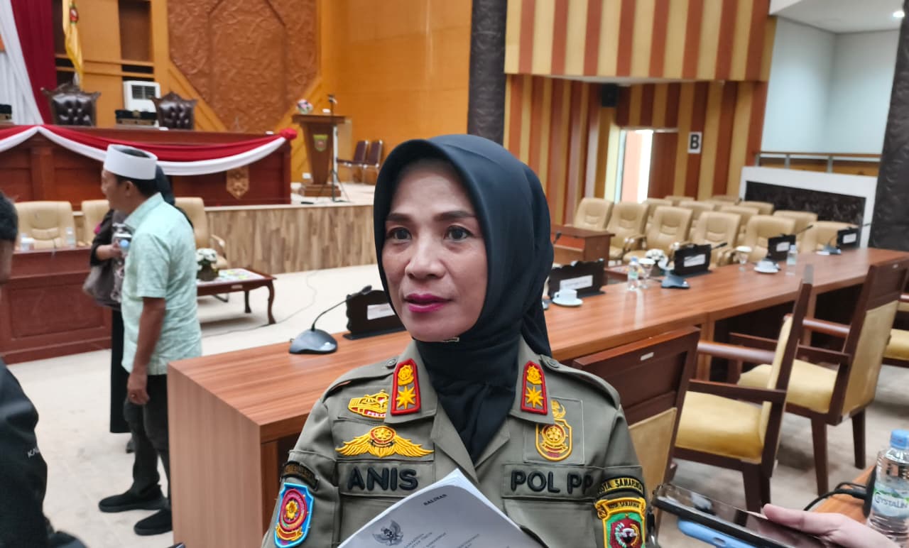 Satpol PP Kota Samarinda, Anis Siswantini.