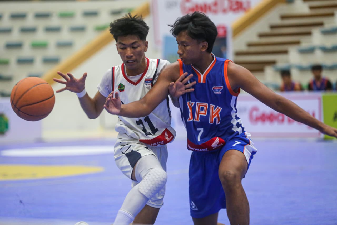 SMA YPK Bontang mengamankan kemenangan dengan skor 32&ndash;20 atas SMKS Pangeran Antasari Balikpapan Sabtu (7/2).