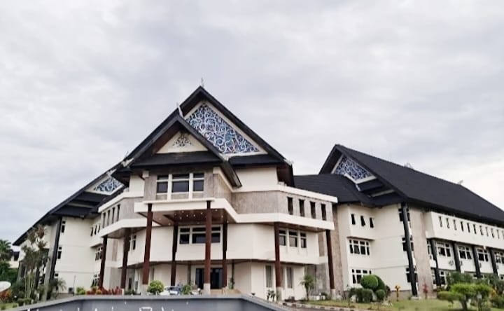 Kantor Bupati Kutai Barat.  &nbsp;