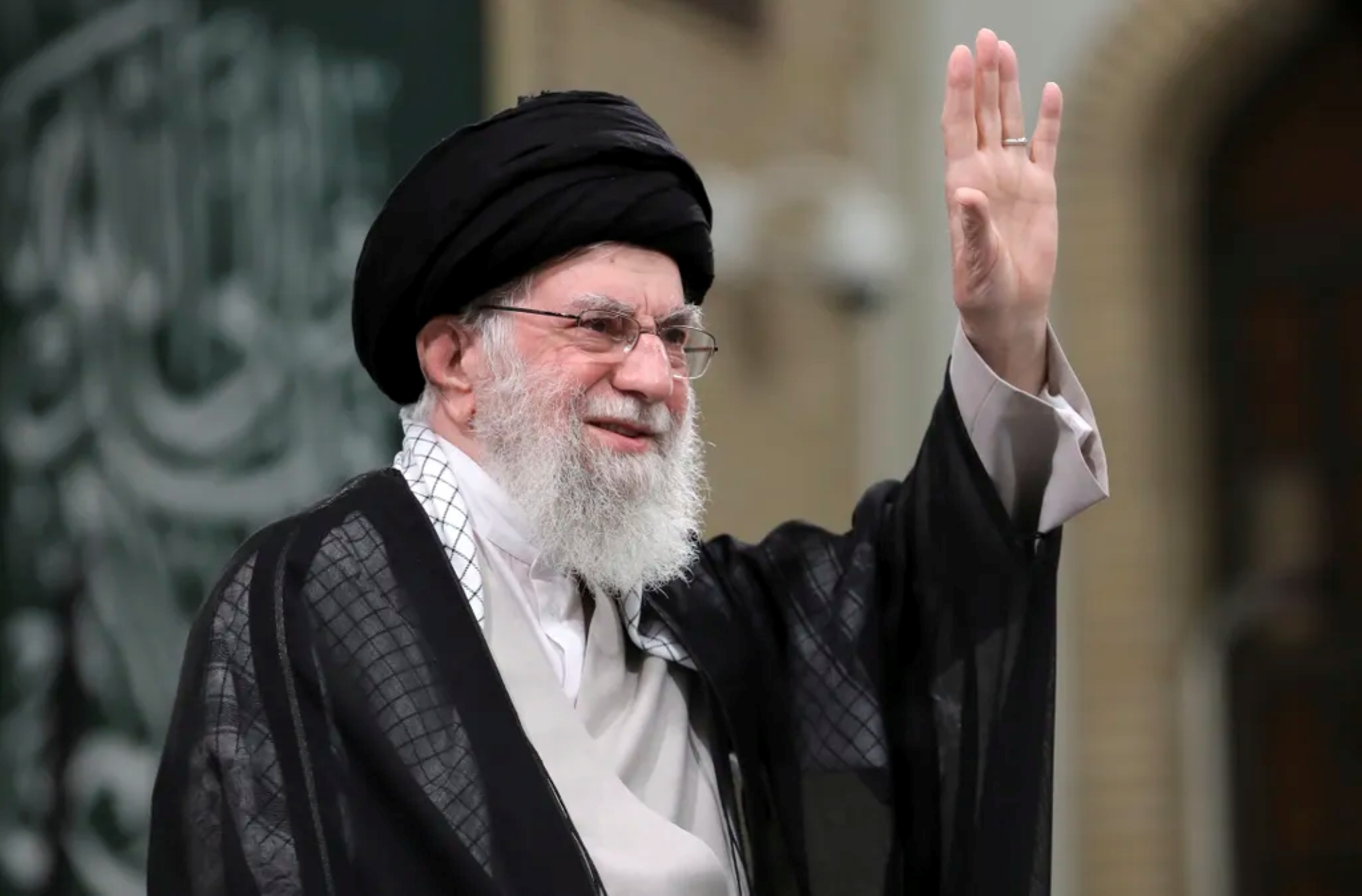 Pimpinan tertinggi Iran Ali Khamenei dilaporkan tewas, Minggu, 1 Maret 2026.