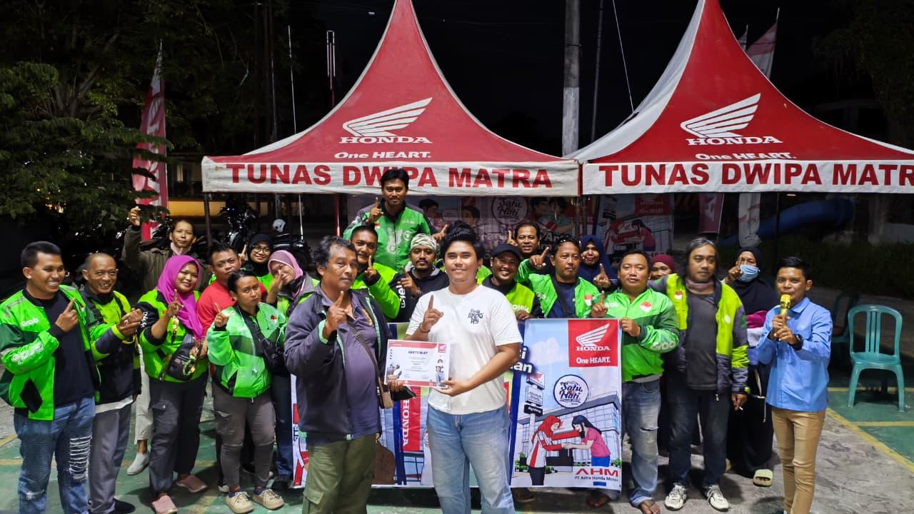 Mitra Gojek Balikpapan antusias mengikuti pelatihan safety riding melalui kampanye Cari_Aman dari Astra Motor Kaltim 1.  &nbsp;