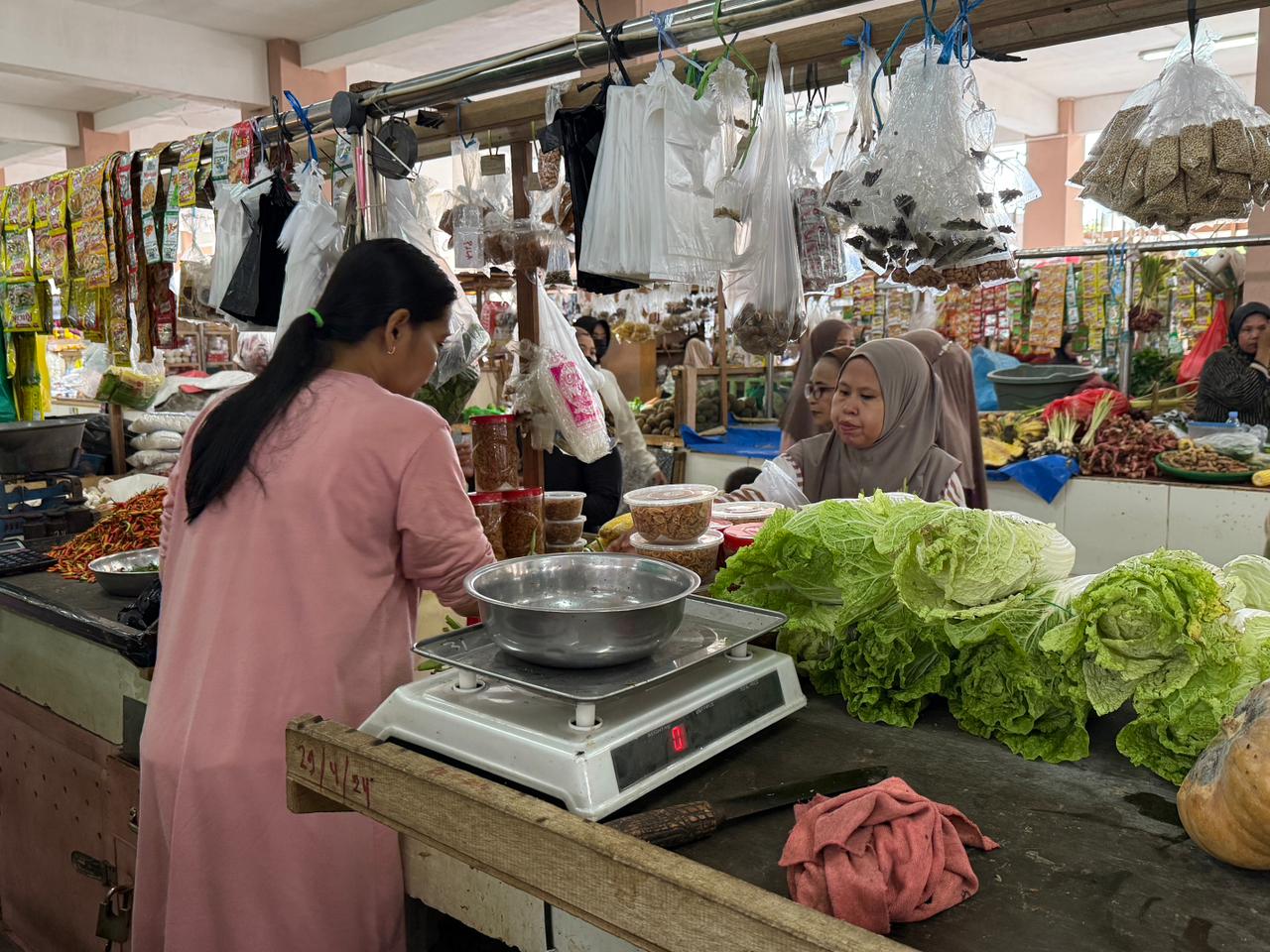 TERTINGGI: Samarinda catat inflasi tertinggi di antara empat daerah cakupan IHK di Kaltim, yakni 5,29 persen yoy.