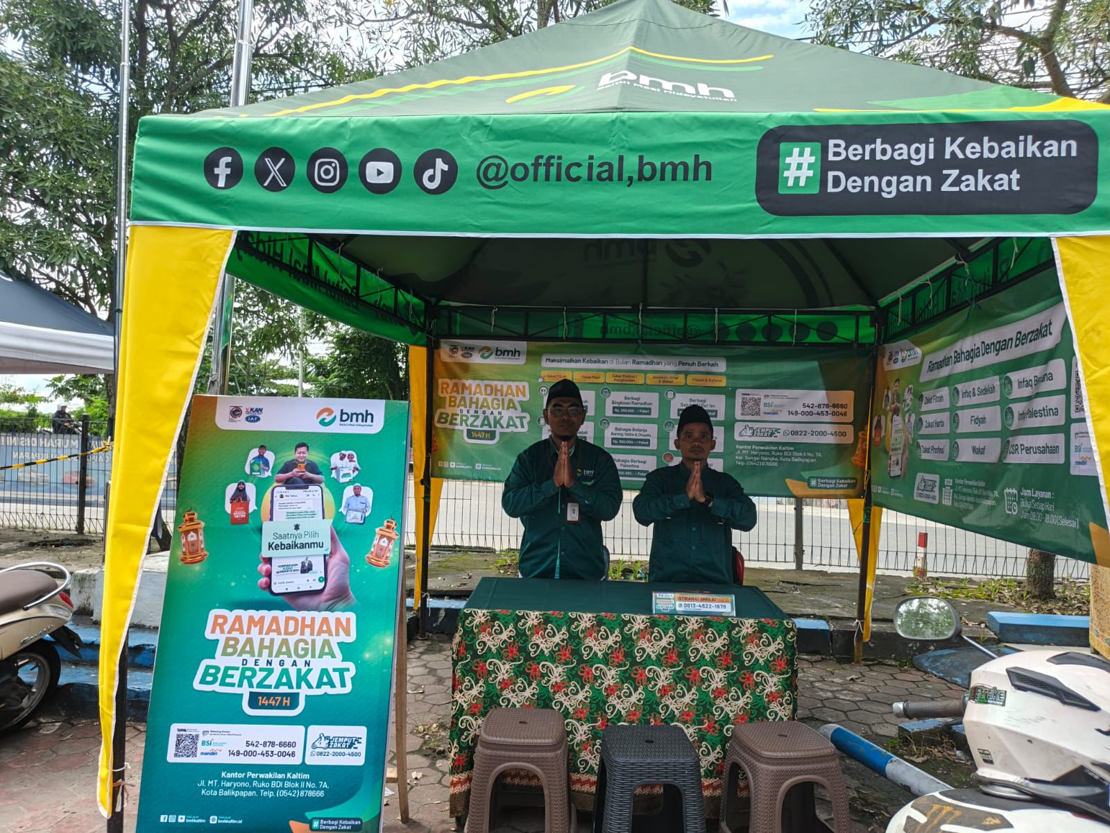 JEMPUT BOLA: Selama Ramadan, BMH turut membuka Gerai Zakat Ramadan di delapan daerah, salah satunya di Balikpapan tepatnya di Kantor Gedung Biru Kaltim Post  