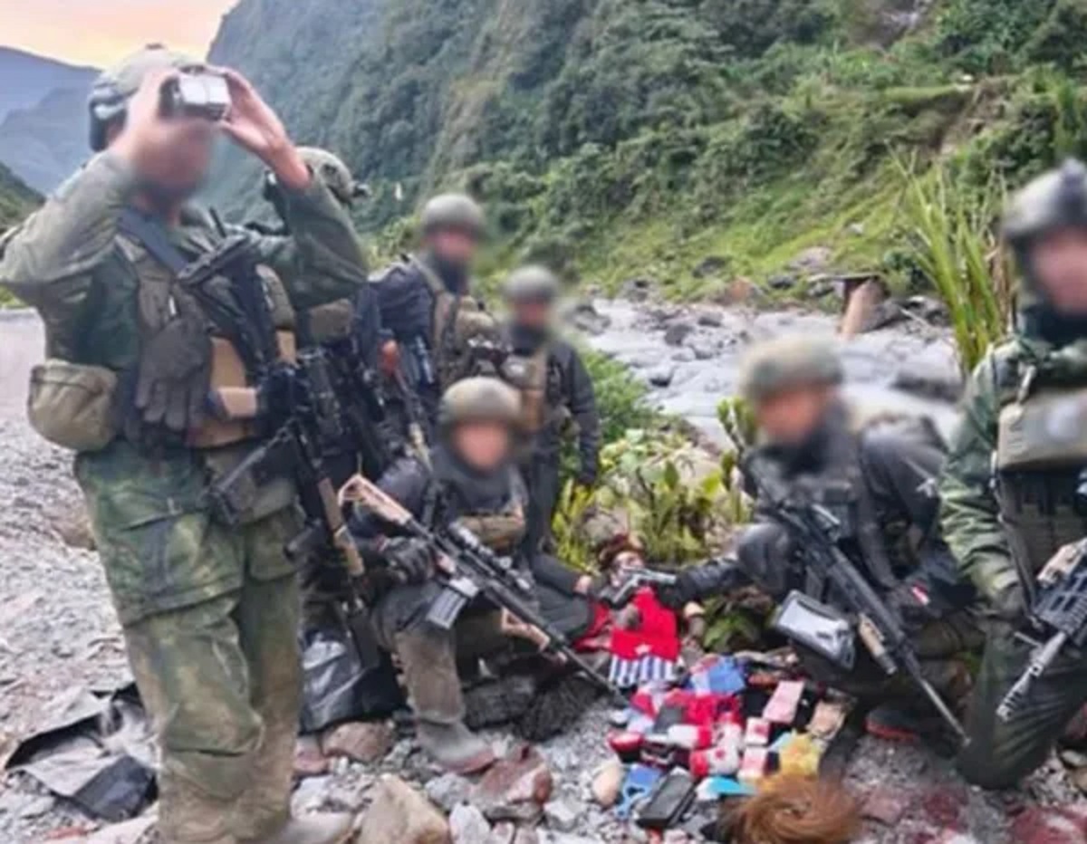 DISITA: Barang bukti diamankan Koops TNI Papua dari  tujuh anggota OPM di Mimika, Papua Tengah.