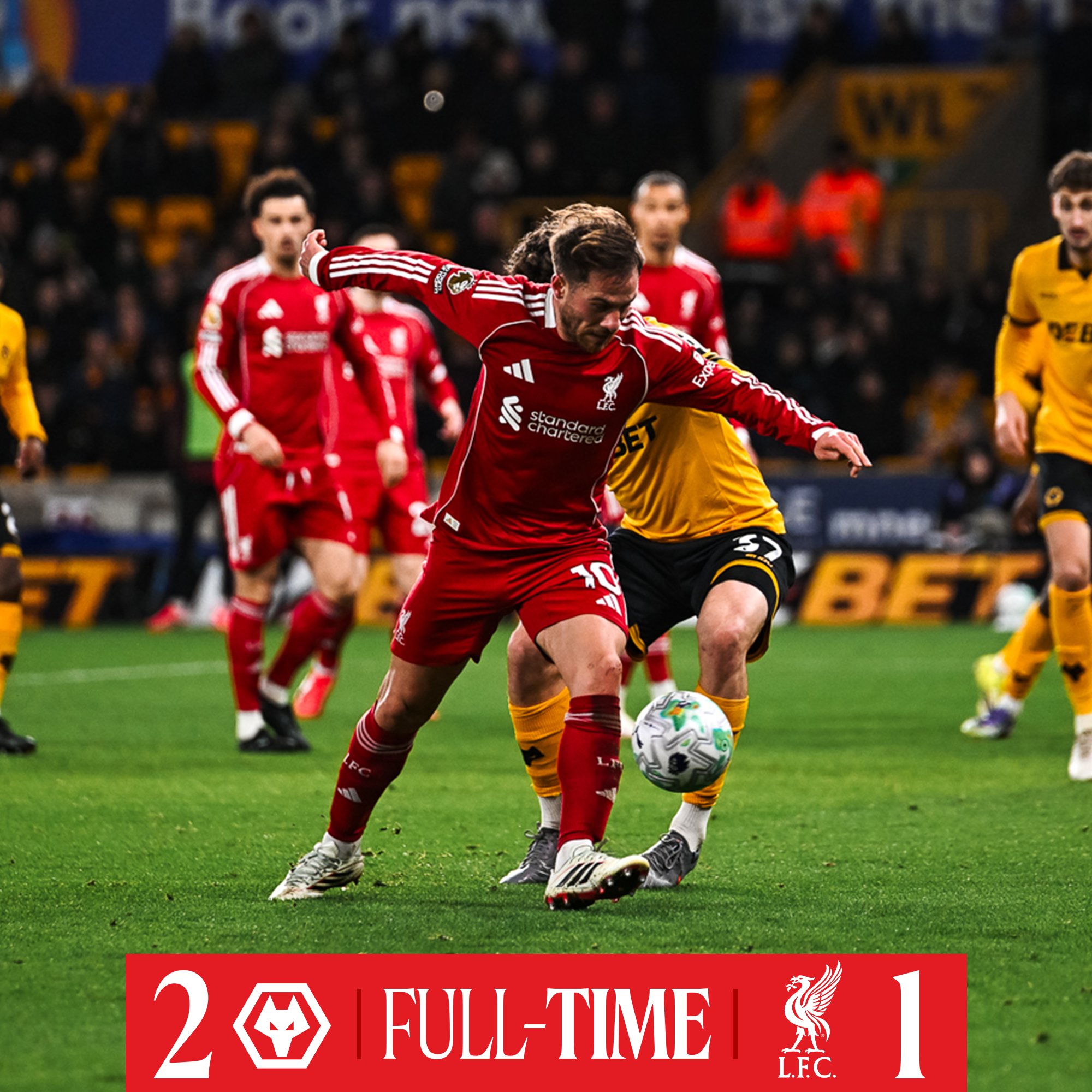 Liverpool kalah 2-1 dari Wolves.