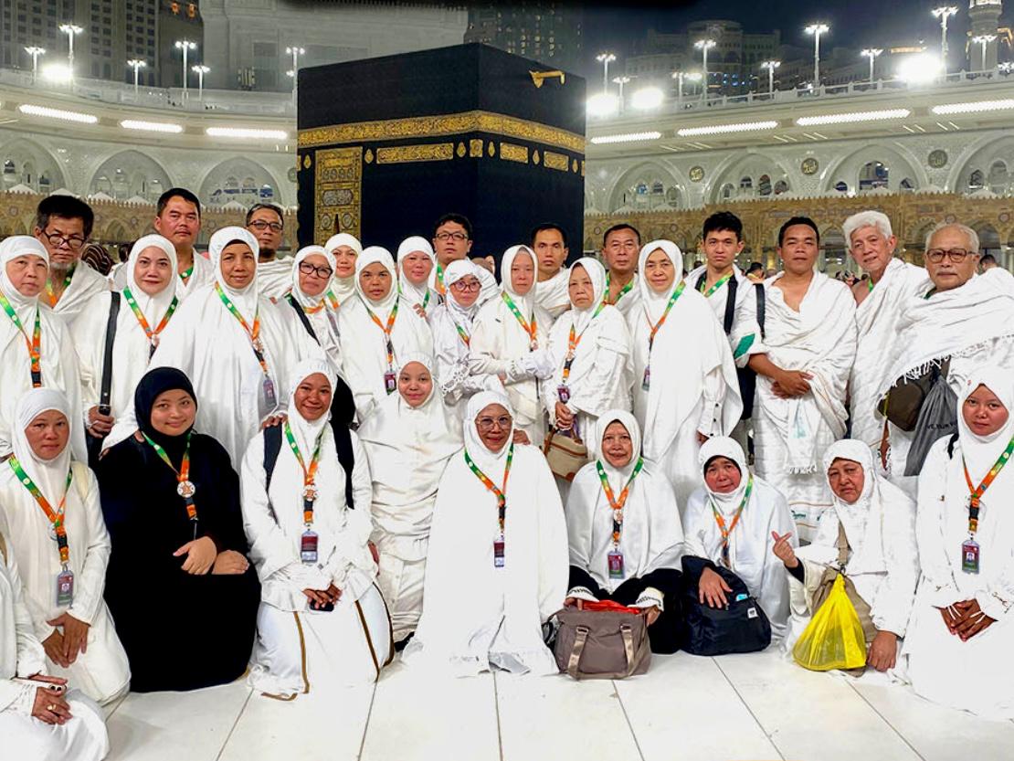 NORMAL: Kegiatan umrah tetap berjalan normal. NRA Group juga tetap memberangkatkan jamaah sesuai jadwal karena maskapai yang digunakan tidak terdampak perang.