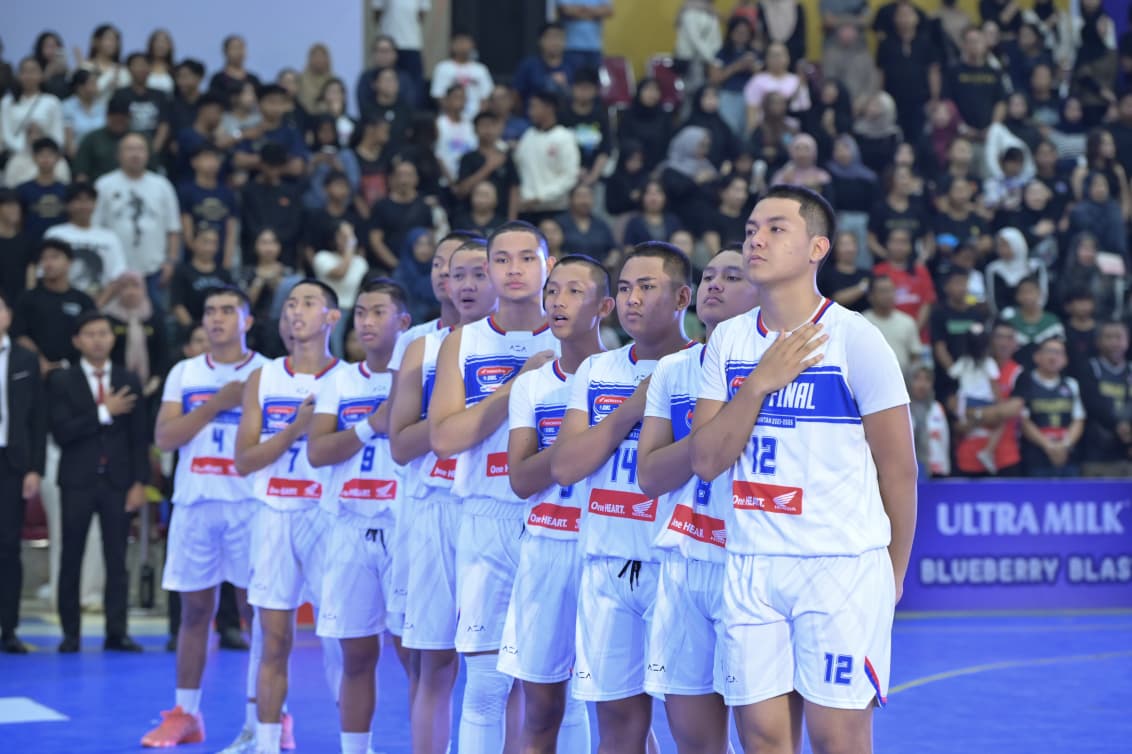 Tim basket Smansa Balikpapan menjadi satu-satunya wakil Kalimantan di Rajawali Cup.