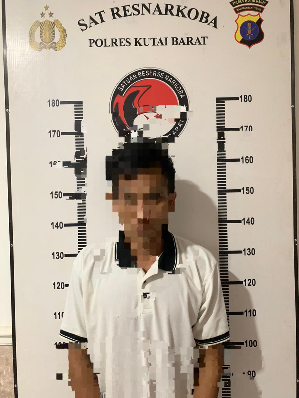 KASIH PAHAM: Tersangka GY diamankan polisi karena miliki 9 poket narkotika jenis sabu-sabu. 