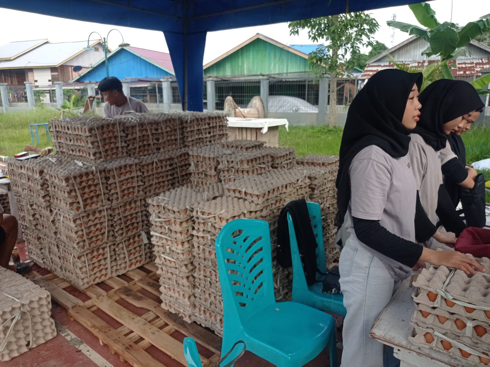 DKP3 Bontang akan menyiapkan sejumlah komoditas pangan untuk dijual dengan harga lebih rendah dibandingkan di pasar dalam memenuhi kebutuhan warga jelang Idulfitri. FOTO: ADIEL KUNDHARA/KP  