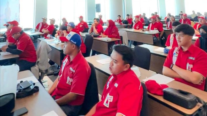 Puluhan operator SPBU se-Samarinda mendapat pelatihan ESA dari Pertamina Patra Niaga Regional Kalimantan.