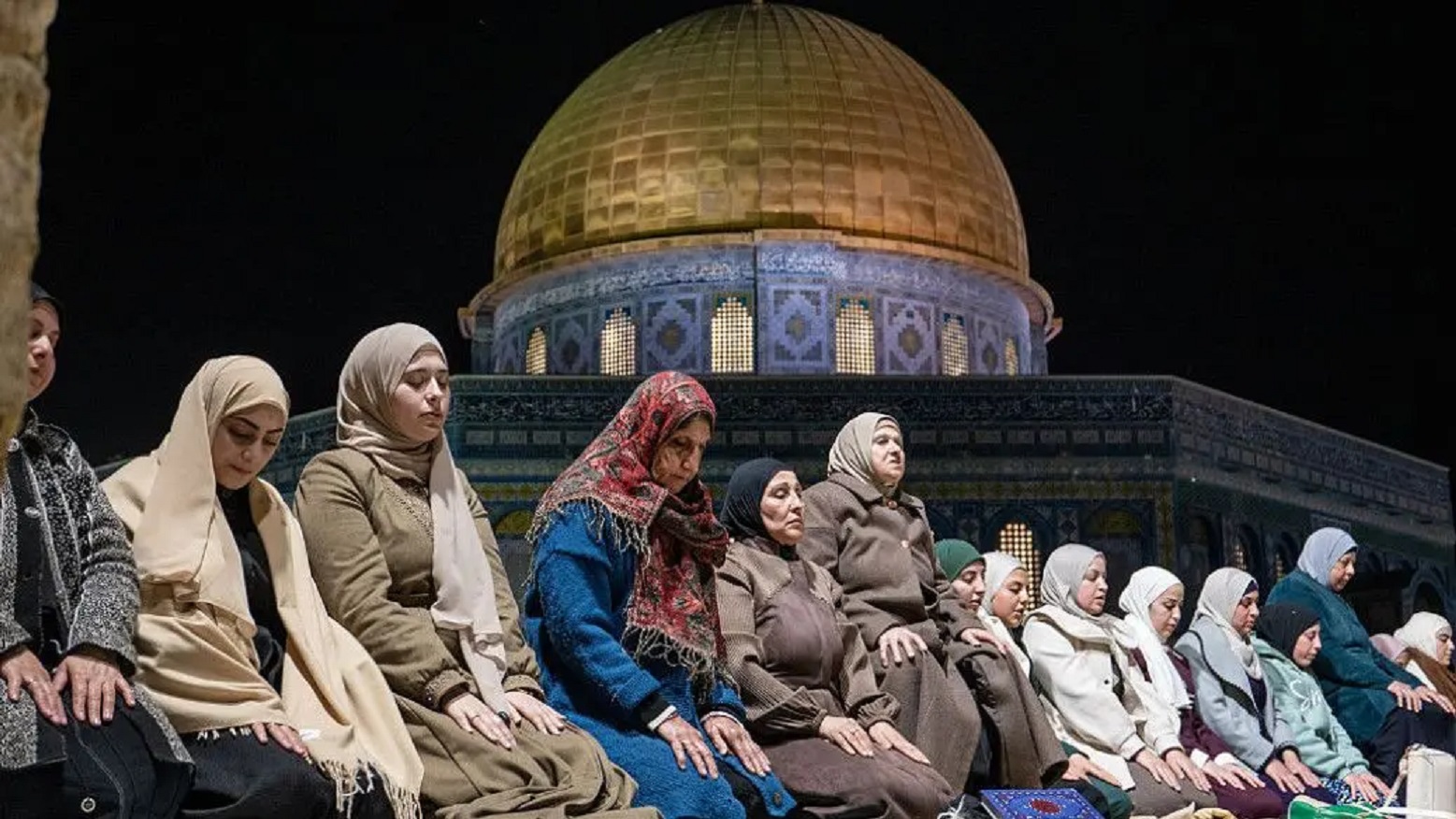 TUTUP: Pasukan keamanan Israel menutup seluruh Masjid Al-Aqsa, mencegah siapa pun masuk.