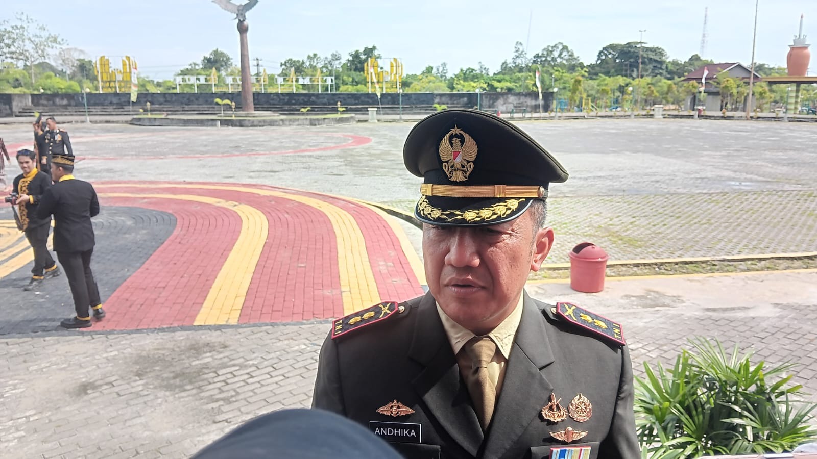 Komandan Kodim 0913/PPU Letkol Inf Andhika Ganessakti.  &nbsp;  