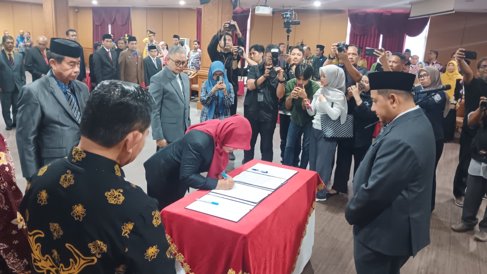 REGENERASI: Proses pelantikan dan pemengambilan sumpah jabatan 21 pejabat pimpinan tinggi pratama PPU yang dipimpin langsung oleh Bupati PPU, Mudyat Noor.