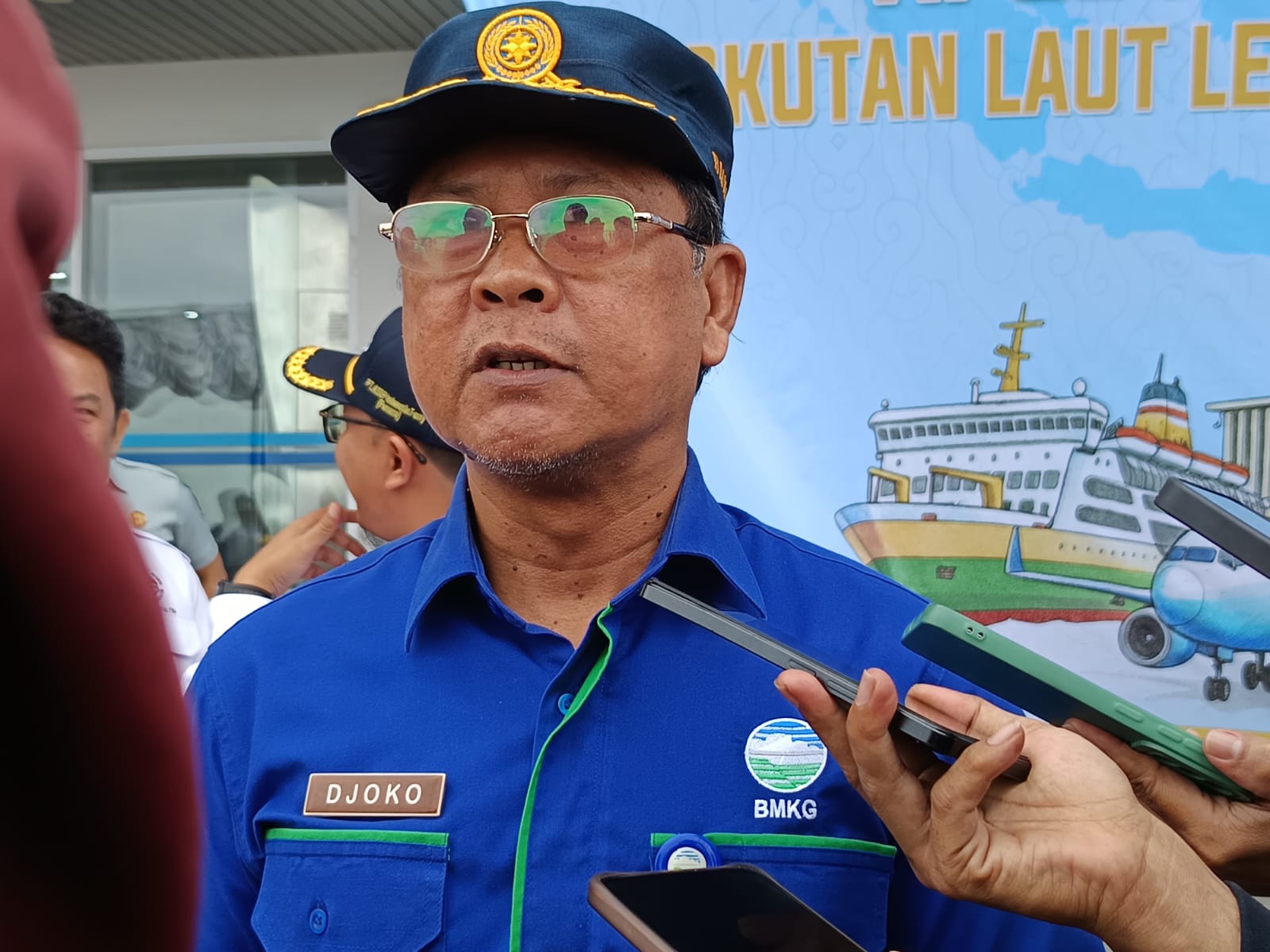 Kepala BMKG Stasiun Meteorologi Kelas I SAMS Sepinggan Balikpapan, Djoko Sumardiono