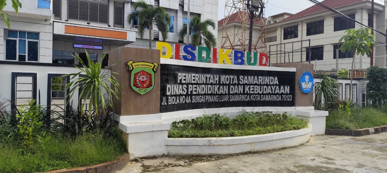 UTAK-ATIK: Disdikbud Samarinda bersama tim pemkot masih mematangkan seleksi BCKS puluhan sekolah di Samarinda. 