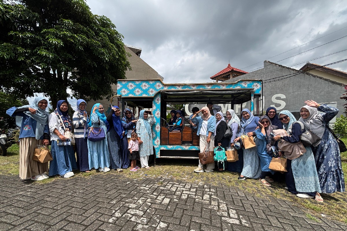 Batu City Tour (Bacito) jadi ikon wisata baru Kota Batu, menawarkan perjalanan santai, murah, dan penuh nostalgia untuk semua usia.