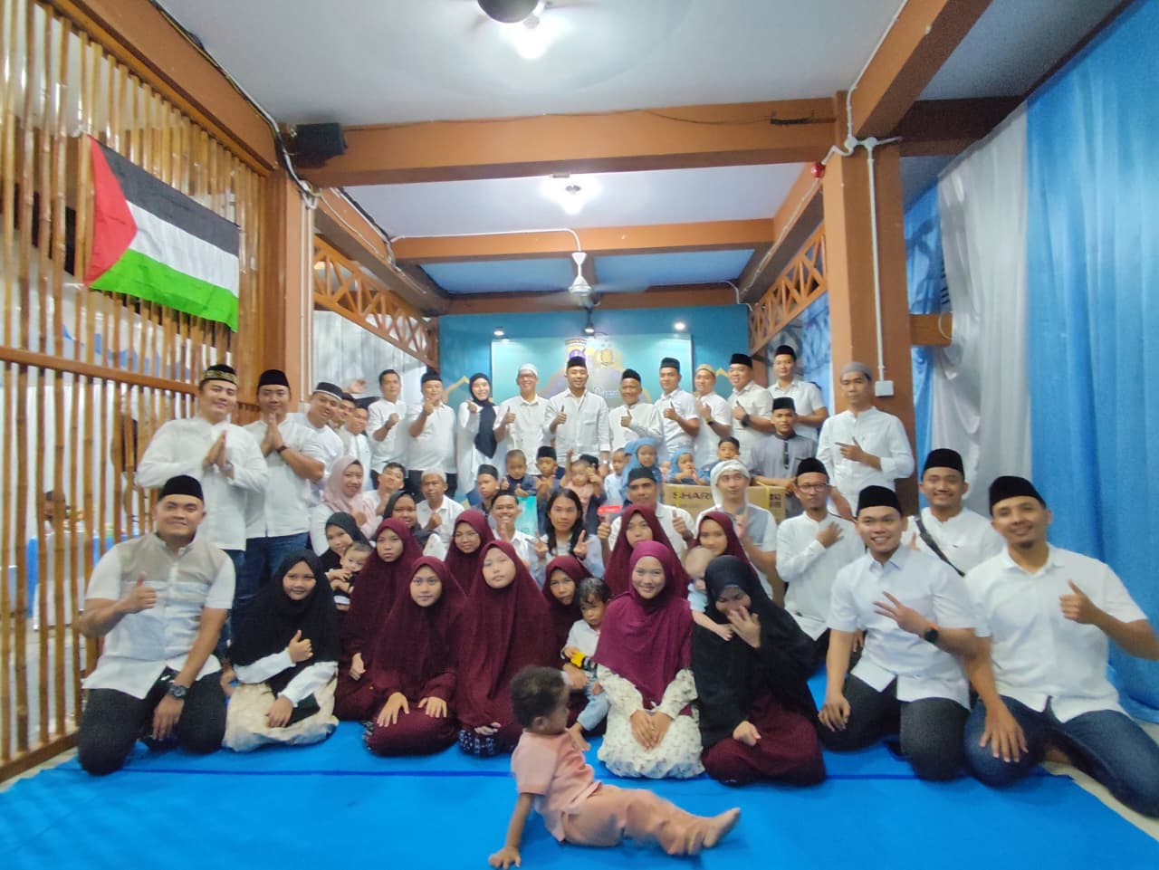 Selain silaturahmi, personel Subdit III Tipikor Ditreskrimsus Polda Kaltim berbuka puasa bersama di Panti Asuhan Nurul Iman.