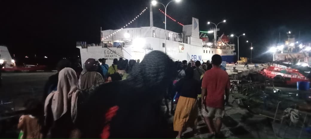 JADI PILIHAN: Arus balik di Pelabuhan Loktuan Bontang diprediksi akan memuncak hingga akhir bulan. FOTO: ADIEL KUNDHARA/KP  