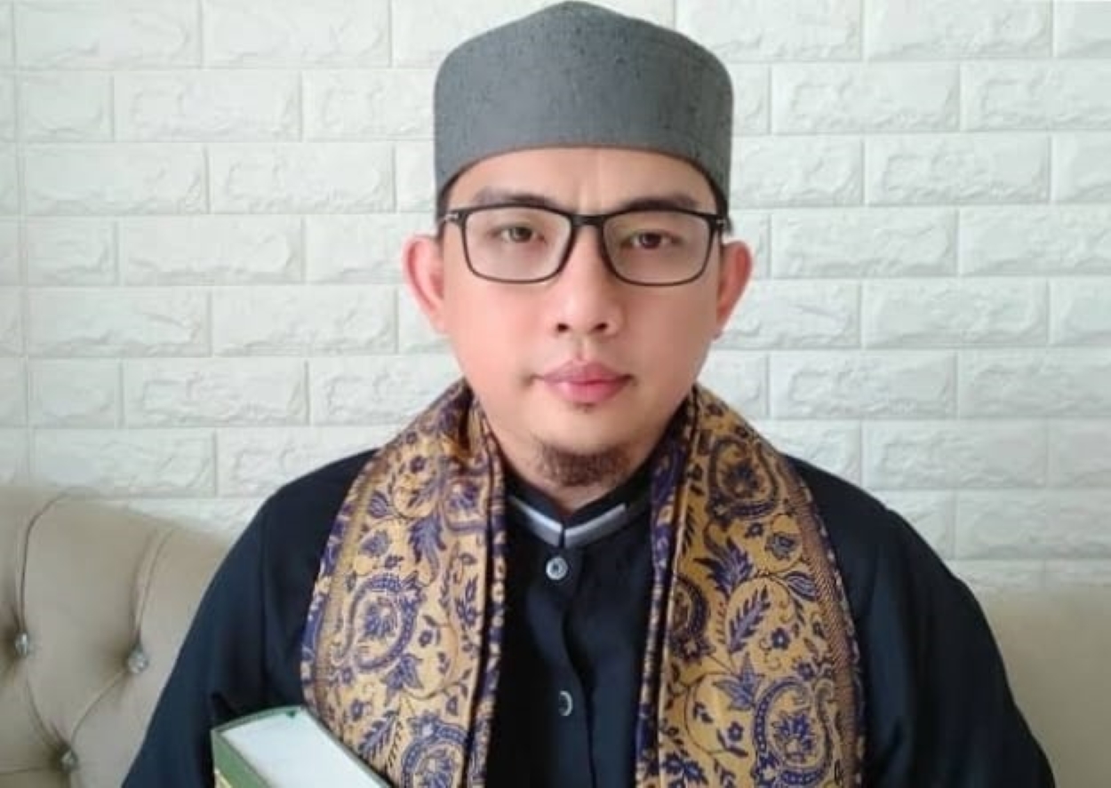 Ustaz Muhammad Hilmi Firdausi akan mengisi acara halal bihalal antar organisasi dan OKP di Alun-alun ITHO di April mendatang. 