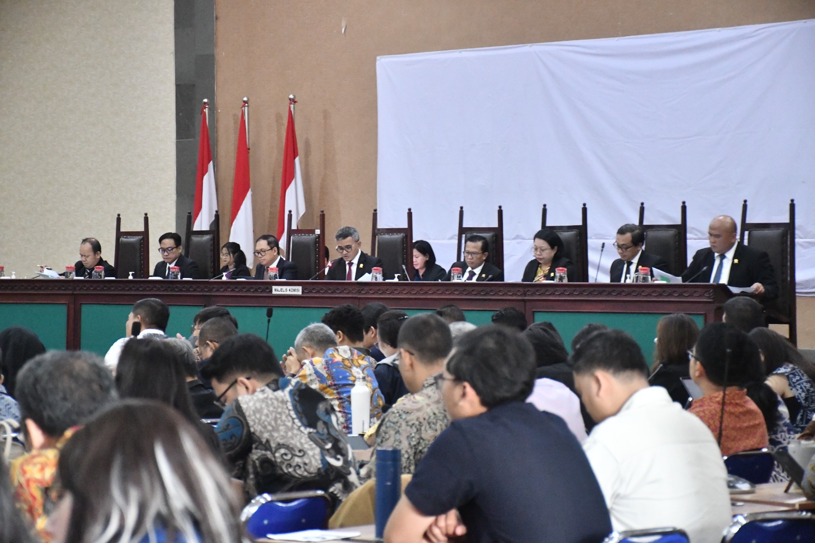 PUTUSAN: 97 perusahaan pinjol dijatuhi sanksi denda dengan total mencapai Rp 755 miliar oleh KPPU.