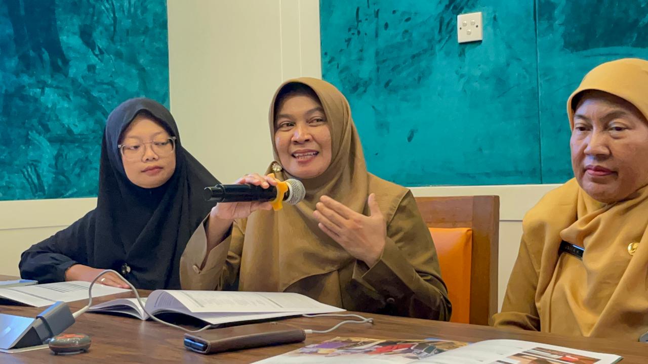 JALAN BERSAMA: Plt Kepala Dinas Pemberdayaan Perempuan, Perlindungan Anak, dan Keluarga Berencana (DP3AKB) Balikpapan Nursyamsiarni D Larose melakukan pertemuan dengan Tanoto Foundation.
