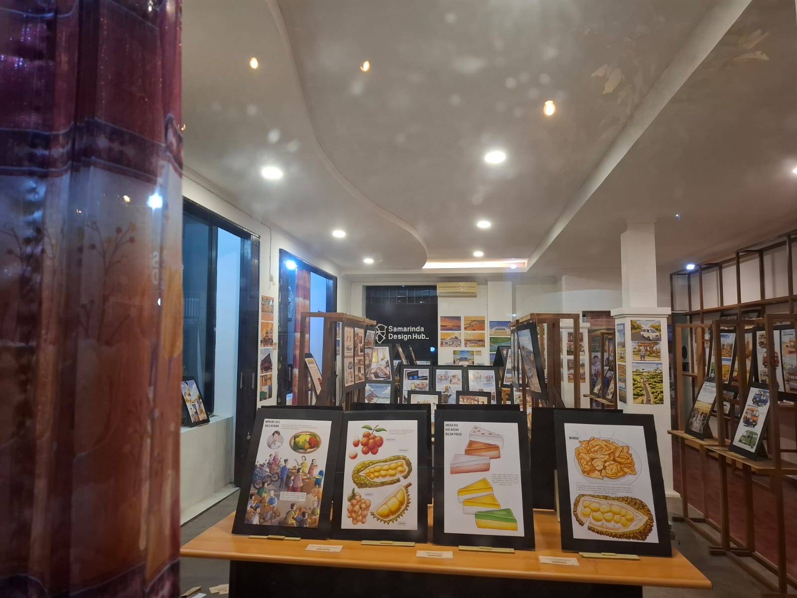 TENTANG KOTA: Samarinda Graphic Memoir Exhibition 2026 akan menghadirkan ratusan narasi personal berkaitan dengan Kota Tepian. 