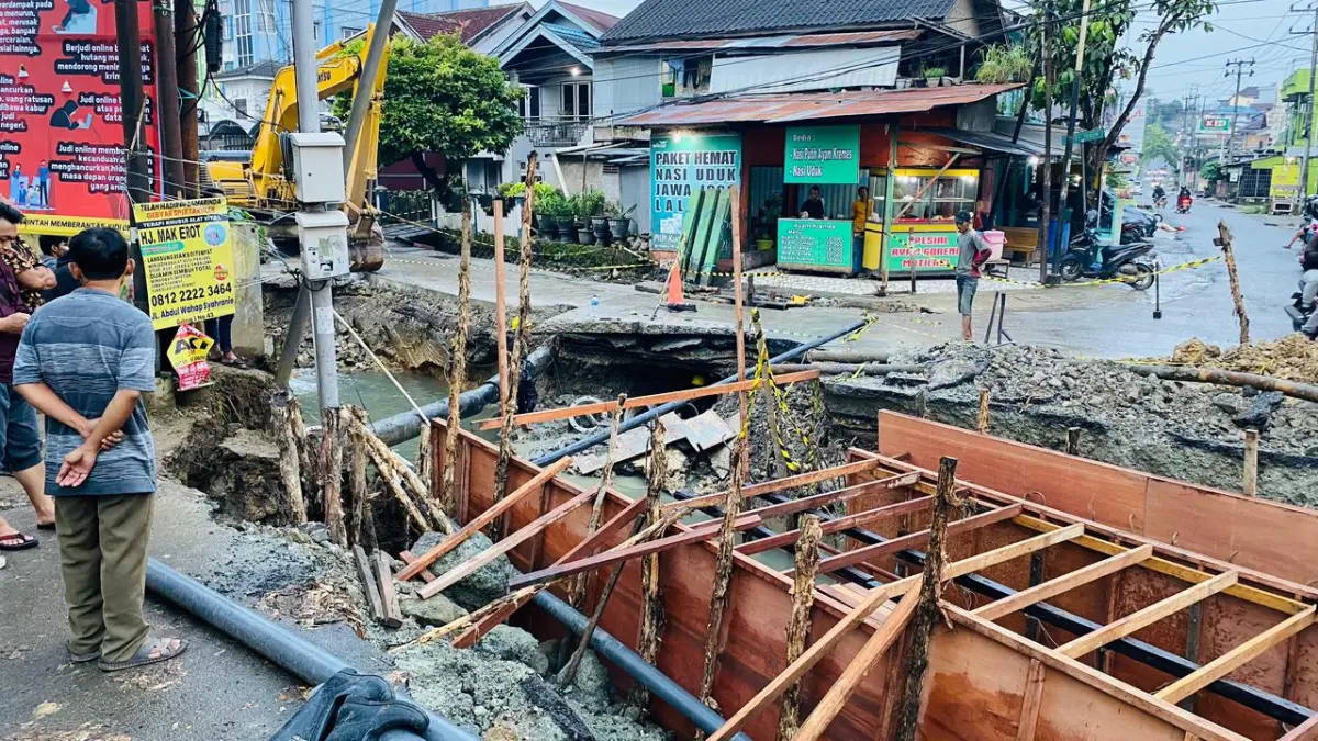 Sektor infrastruktur di Kaltim menyerap belanja modal hingga Rp 810 miliar sebagai bagian dari akselerasi ekonomi nasional di daerah.