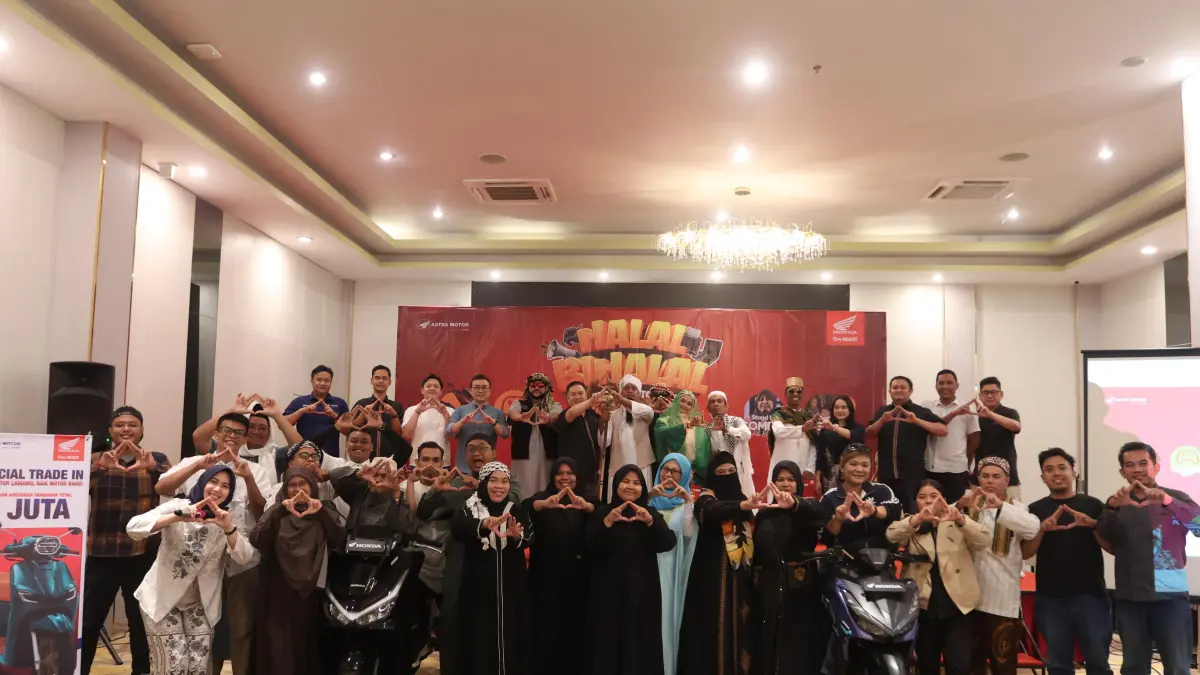 HALAL BIHALAL: Suasana hangat Halal Bihalal Astra Motor Kaltim 1 bersama awak media dan blogger di MaxOne Hotel Balikpapan, Kamis (2/4). (ANGGI PRADITHA/KP)