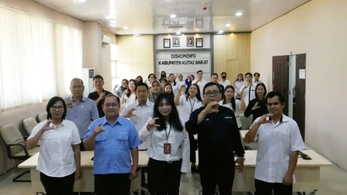 Peserta mengikuti pelatihan penulisan berita yang digelar Diskominfo Kutai Barat di ruang rapat kantor setempat, Rabu dan Kamis (1-2/4/2026). Kegiatan ini bertujuan meningkatkan kemampuan ASN dalam menyajikan informasi yang akurat dan berkualitas.
