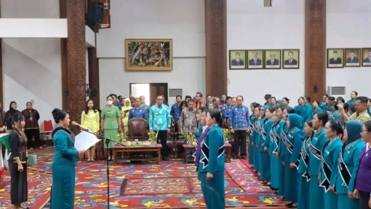 SAH: Pelantikan Ketua TP PKK Kecamatan, Posyandu dan Bunda Paud se-Kutai Barat. 