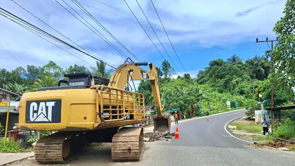 GALIAN: Galian Box Culvert di titik STA. 26+100 Desa Batu Kajang, Kecamatan Batu Sopang. (Najib/KP)