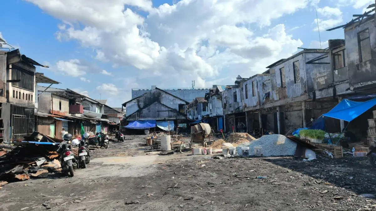 CATATAN: DPRD menyoroti rencana pembangunan kios sementara di Pasar Segiri, menekankan kejelasan konsep dan aspek keamanan sebelum benar-benar dikerjakan. (HAFIZ/KP)