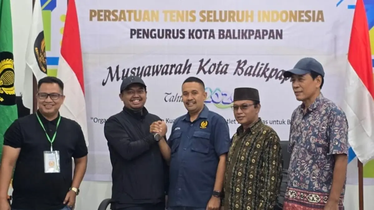 MISI: PTSI Balikpapan punya misi untuk kembalikan gairah tenis di sekolah-sekolah. (OKTAVIA MEGARIA/KP)