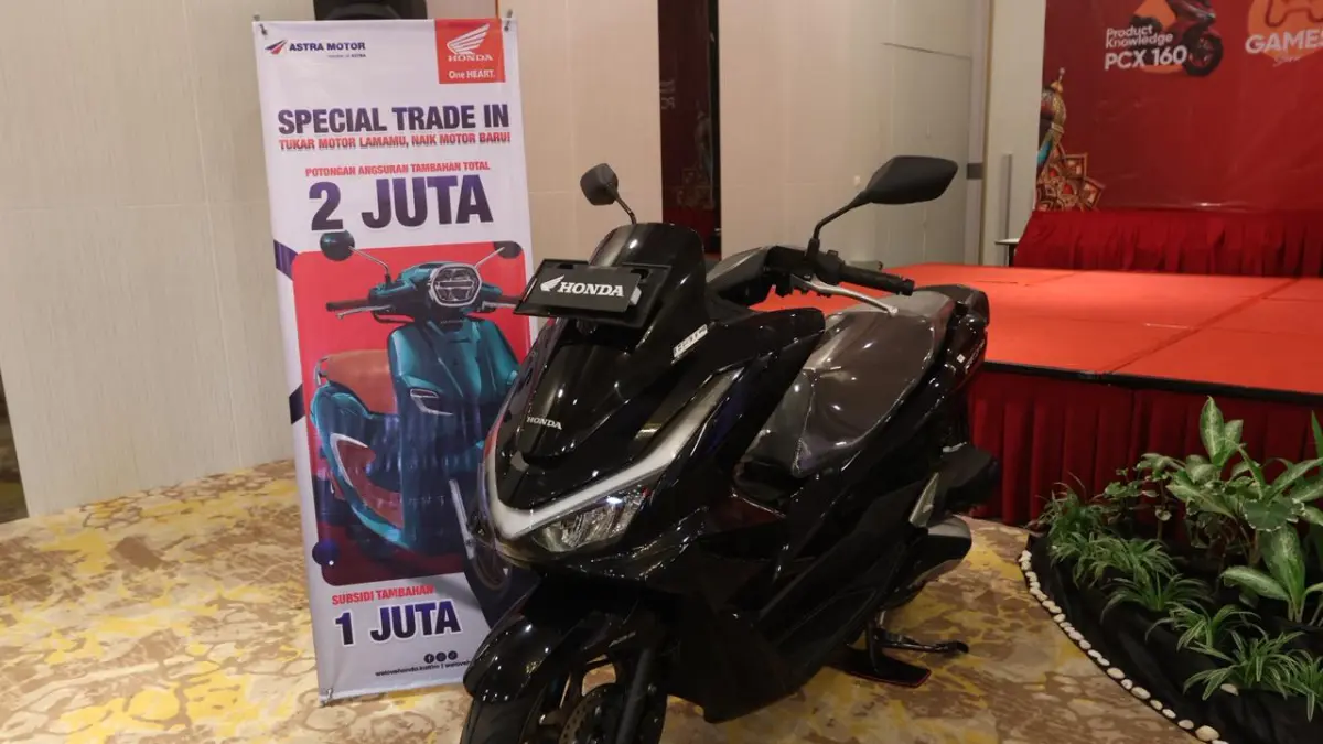 Tampilan desain lampu depan yang lebih mewah dan bodi gagah dari Honda PCX 160 2026 diperkenalkan di Balikpapan. (ANGGI PRADITHA/KP)

&nbsp;