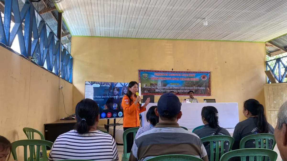 MITIGASI: Sosialisasi KIE Rawan Bencana di Kampung Balok Asa, Barong Tongkok, Kubar. (SUNARDI/KP)