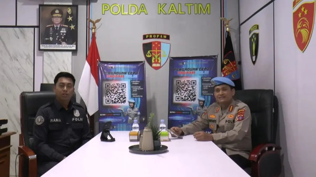 PENGADUAN: Kabid Propam Polda Kaltim menerangkan cara membuat pengaduan secara digital, terkait pelanggaran anggota polisi.