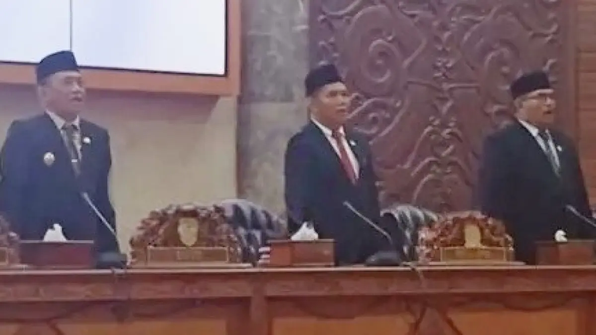 Sidang paripurna DPRD Kubar.