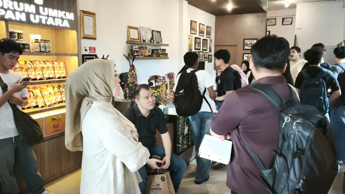 Diskusi intens mewarnai pertemuan tersebut. Riswah Yuni turut memperkenalkan produk-produk unggulannya maupun dari pelaku UMKM Balikpapan lainnya.

&nbsp;