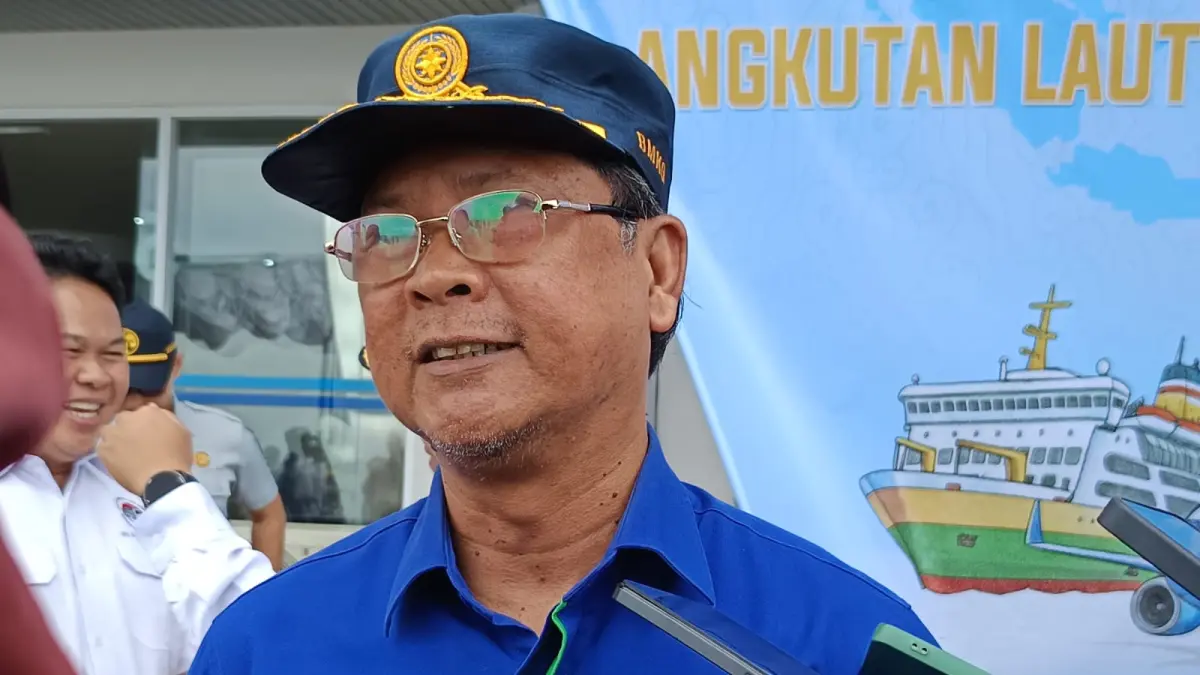 Kepala Stasiun Meteorologi Kelas I SAMS Sepinggan Balikpapan, Joko Sumardiono. (DINA ANGELINA/KP)