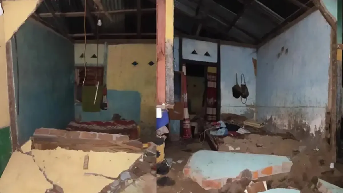 Gempa bumi merusak puluhan rumah dan fasilitas pendidikan di Flores Timur. Ratusan warga terpaksa mengungsi. (Foto Suara Flores)