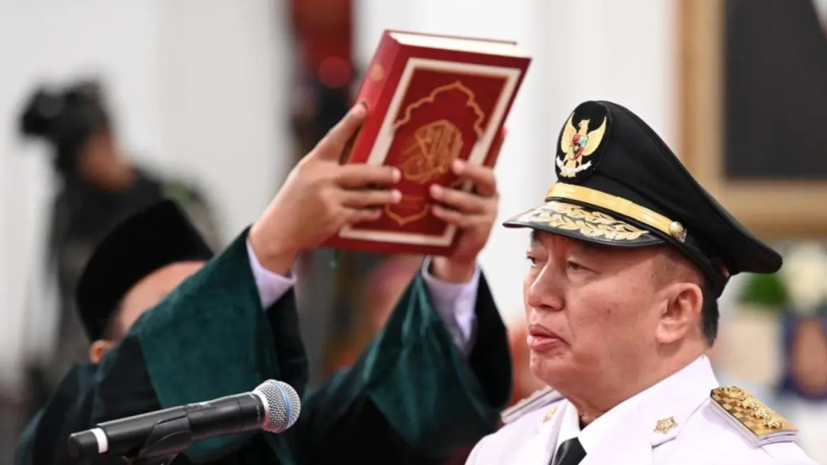 Gubernur Kalimantan Selatan H. Muhidin