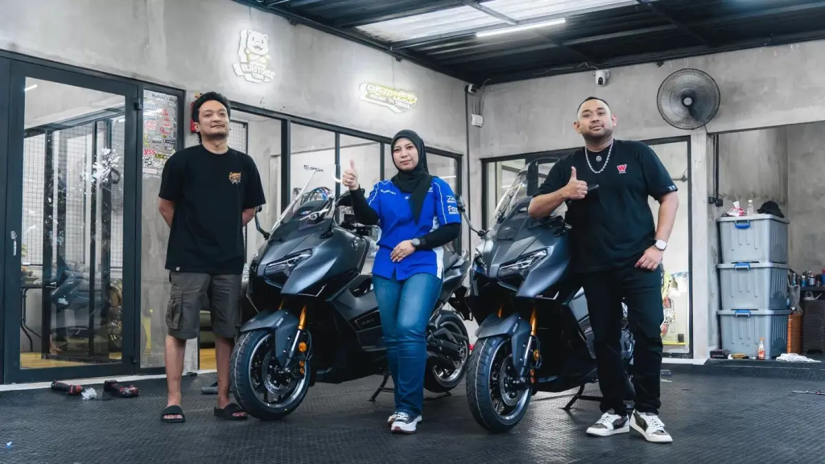 PREMIUM: PT Yamaha Indonesia Motor Manufacturing menghadirkan gebrakan di segmen skutik premium dengan meluncurkan produk CBU terbarunya, yaitu TMAX.