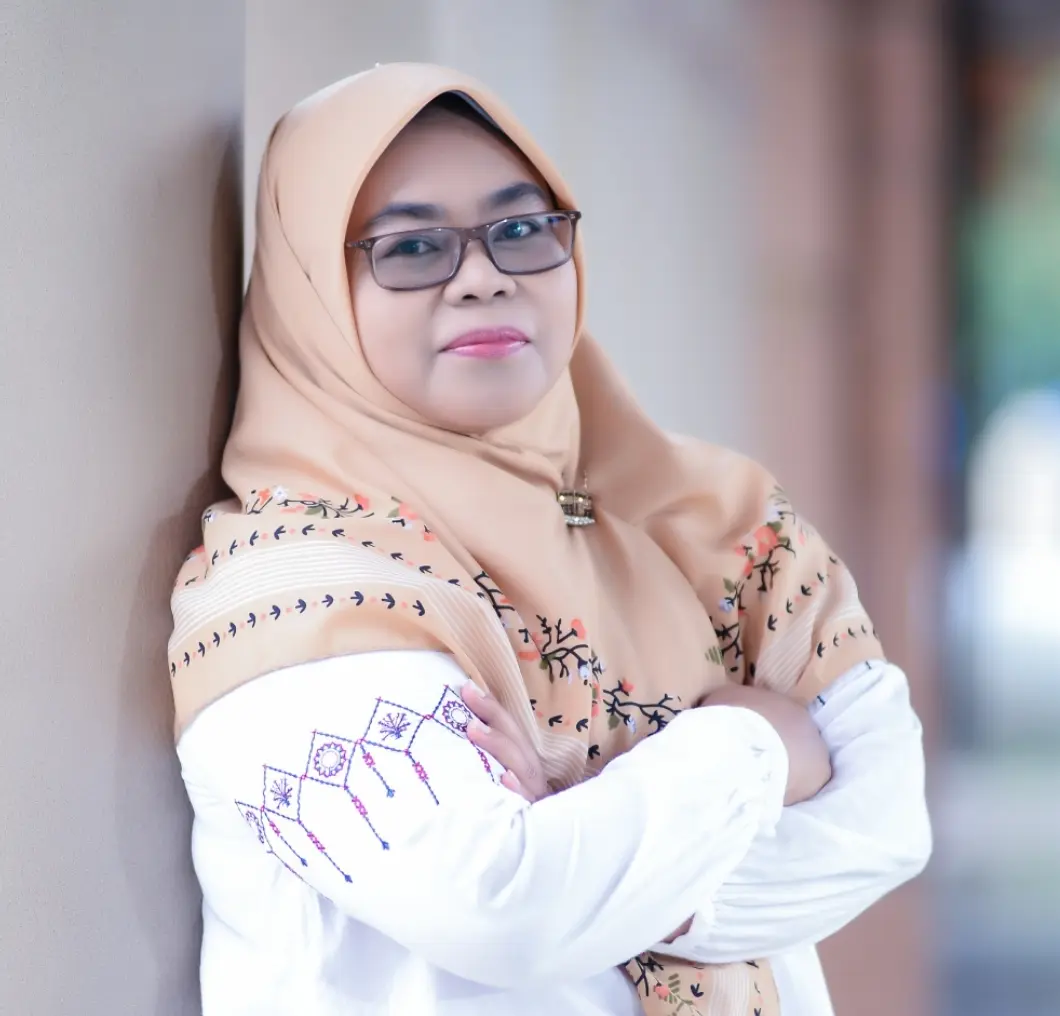 Haris Retno Susmiyati,