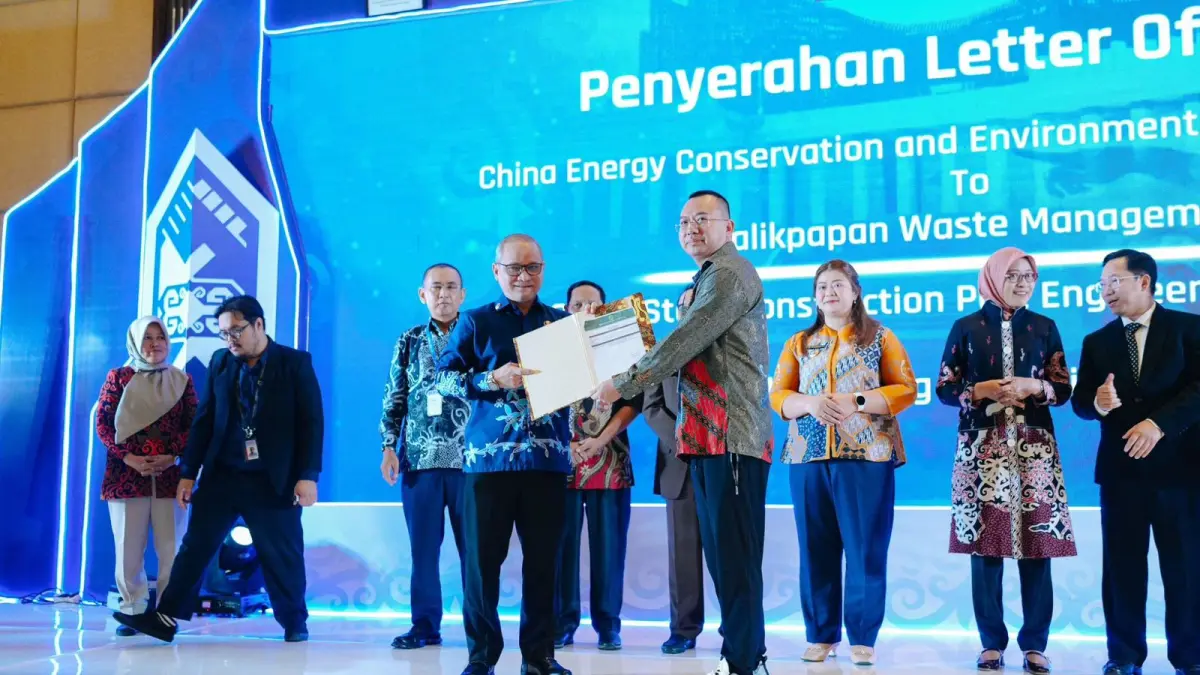 GERBANG INVESTOR: Ajang Mahakam Investment Forum (MIF) yang menjadi salah satu instrumen vital dalam menarik minat investor global ke Kalimantan Timur. Melalui forum ini dan kemitraan strategis dengan Provinsi Anhui, Tiongkok, Kaltim berhasil membukukan realisasi investasi sebesar Rp 87,78 triliun sepanjang tahun 2025. (DOK/KP)