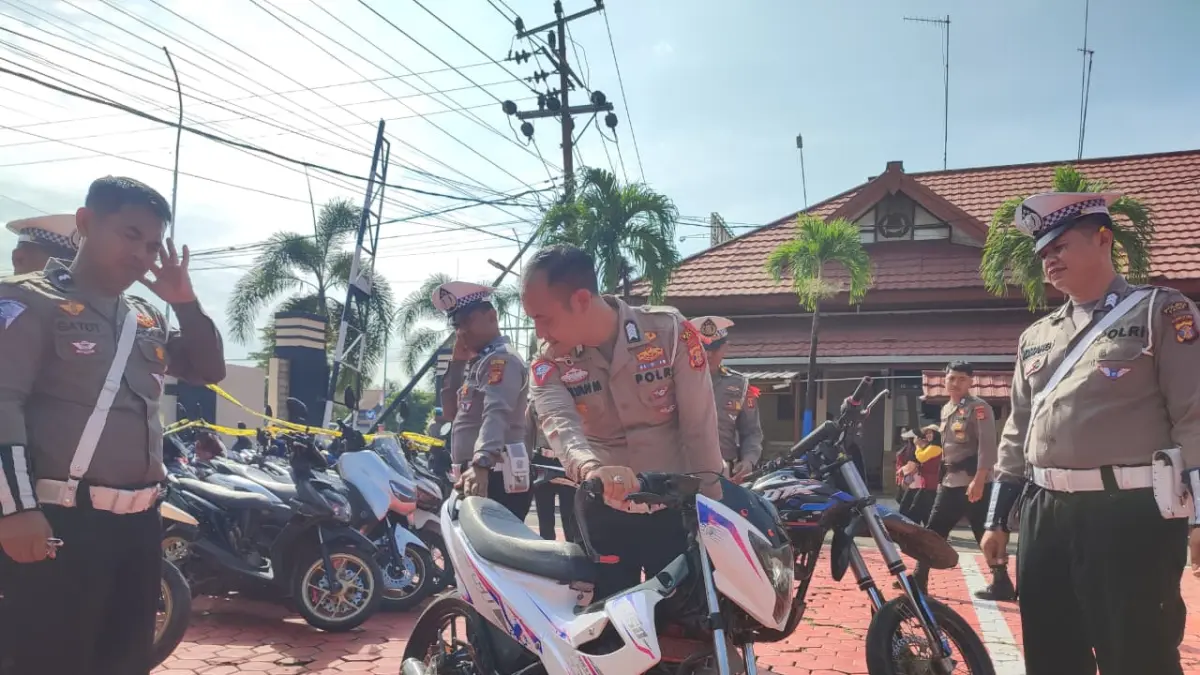 Balik nama kendaraan motor bekas kini tidak lagi dikenakan biaya BBNKB. (M NAJIB/KALTIM POST)