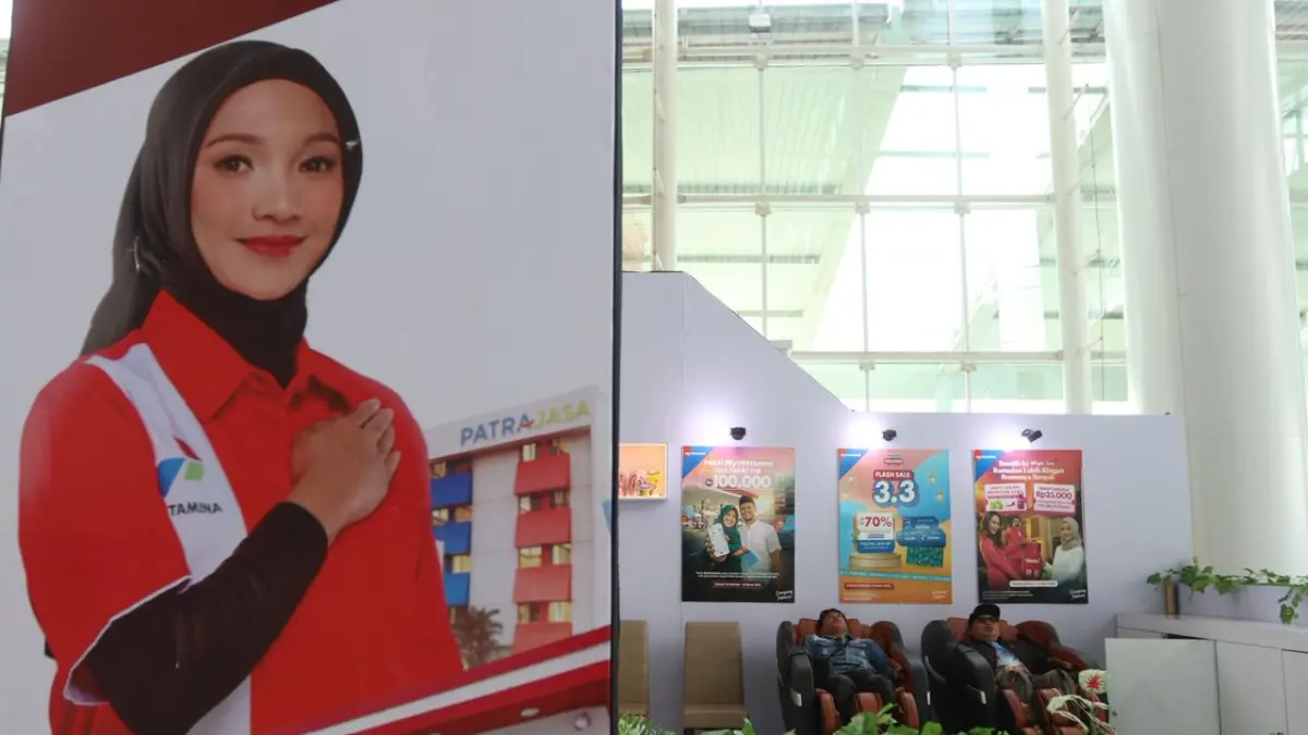 Booth Serambi MyPertamina mendapat antusias tinggi dari para calon penumpang pesawat yang beristirahat menunggu keberangkatan di Bandara SAMS Sepinggan. (Foto: Anggi/Kaltim Post)