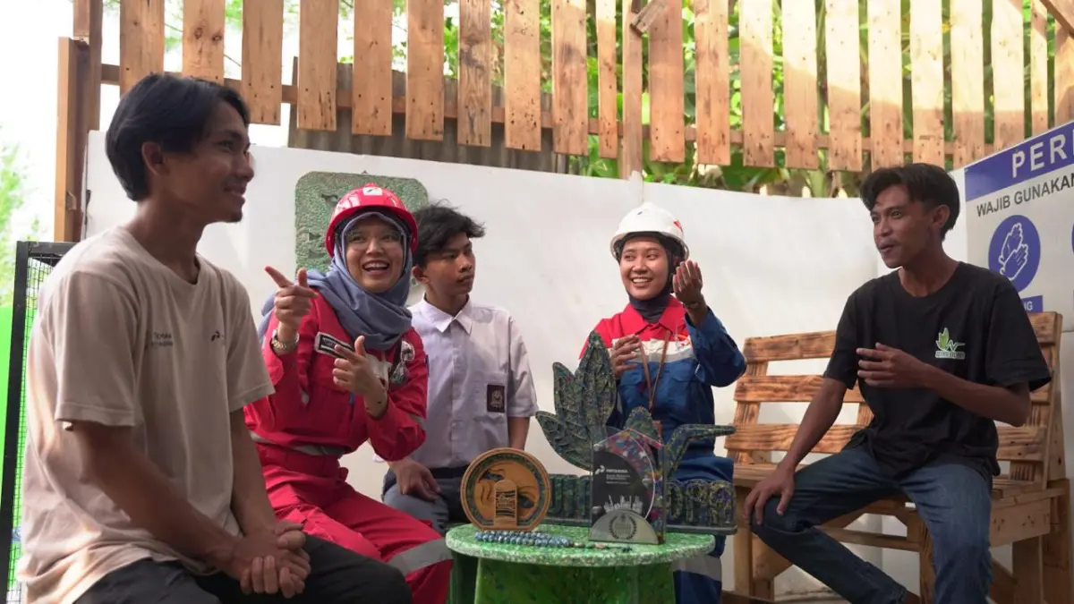 BERKELANJUTAN: PPN Kilang Balongan memperkuat inklusi sosial untuk masyarakat di sekitar kilang melalui program TJSL Berdaya, Berkolaborasi Inklusif, Inovasi dan Karya (BERBISIK).
