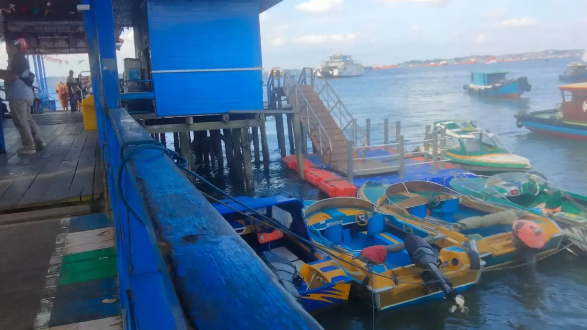 BERKURANG LAGI: Pemkab PPU resmi melimpahkan kewenangan pengelolaan aset Pelabuhan Dermaga Speedboat kepada Pemprov Kalimantan Timur belum lama ini. AHMAD MAKI/KP