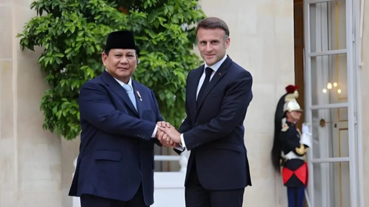 Presiden RI Prabowo Subianto dan Presiden Prancis Emmanuel Macron.