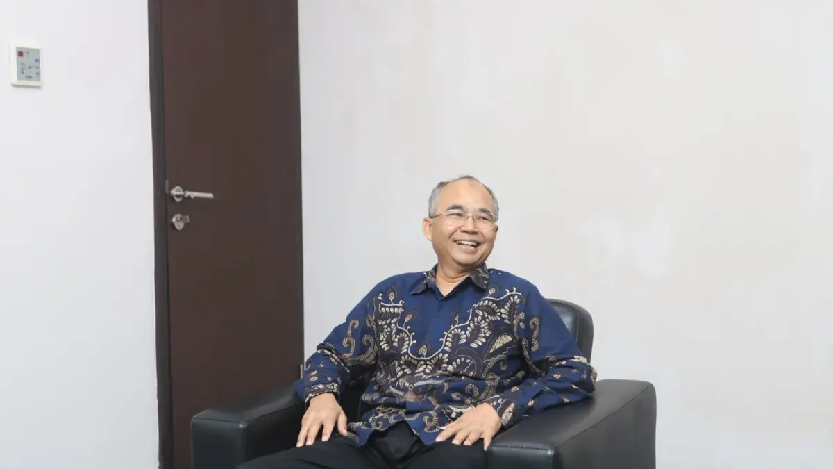 OPTIMISTIS: Kepala Kanwil DJP Kaltimtara, Dr. Paryan. (ANGGI/KALTIM POST)